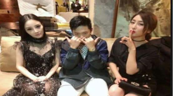 本周娱乐最新吃瓜新闻视频,明星秘闻大揭秘-第2张图片-吃瓜群 本周娱乐最新吃瓜新闻视频,明星秘闻大揭秘-第2张图片-吃瓜群